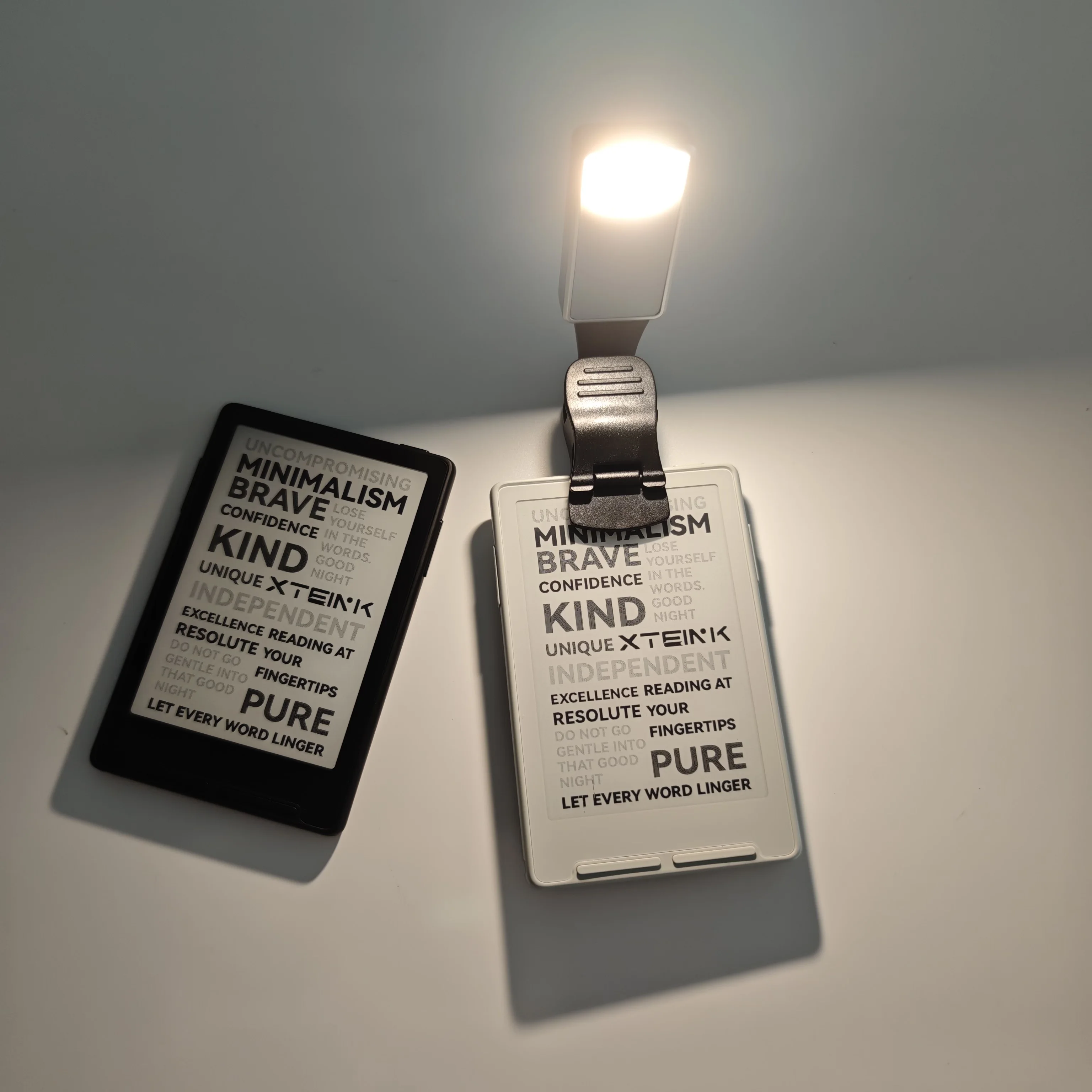 Global Version XTEINK X3 E-ink E-Book Readers Multi Language with Reading light 3.7"16GB Ultra Thin Pocket Reader No Region Lock